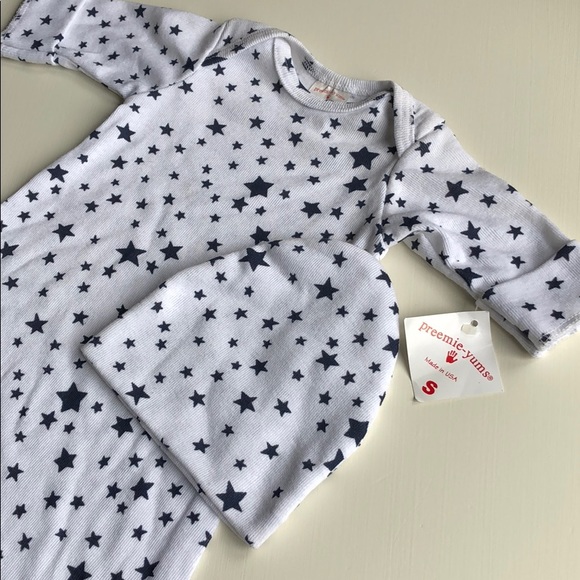 Preemie-yums | White Navy Star Gown & Hat | NB - Picture 3 of 9